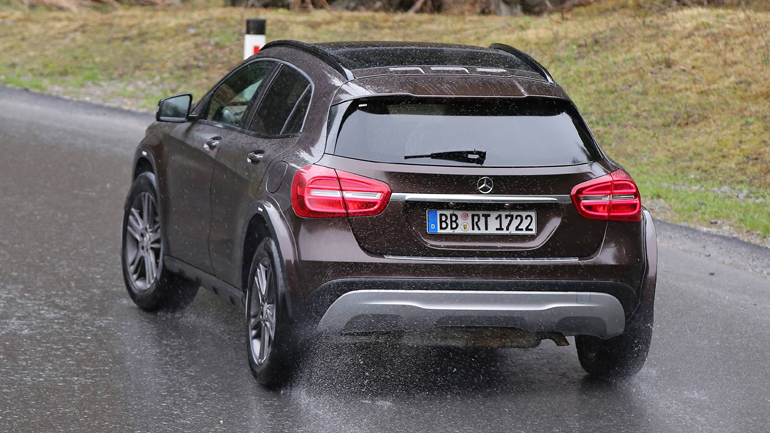 Νέο πολυτελές compact SUV από τη Μercedes